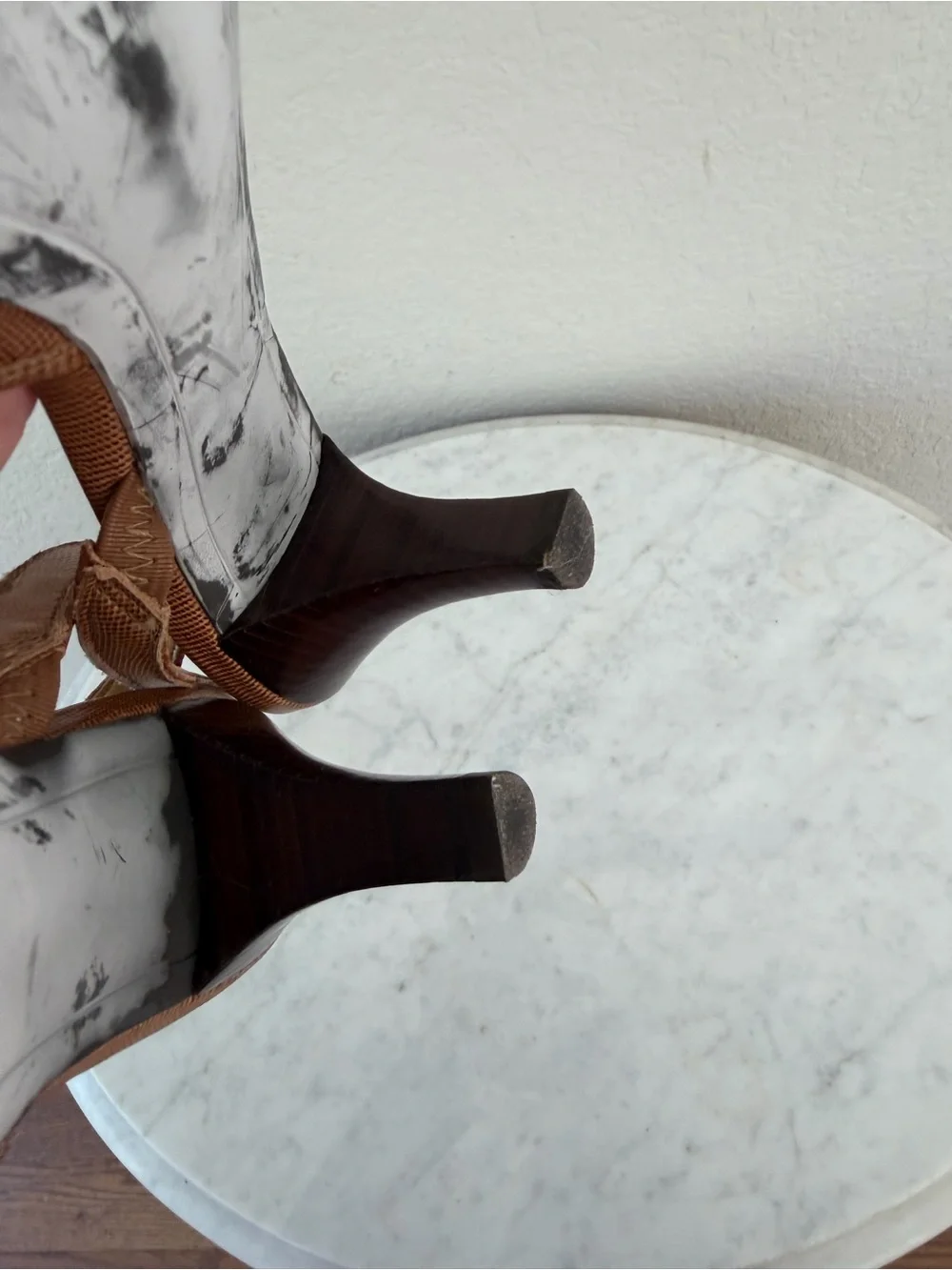 Vintage Y2K Etienne Aigner Brown Lizard Embossed Leather Slingback Heels 7.5